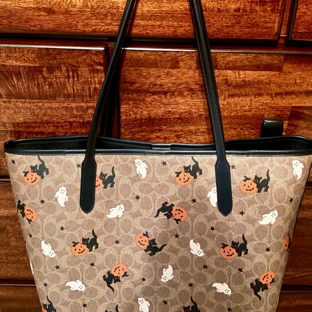 Coach Halloween Pumpkin & Ghost Signature Tote - Brown/Black/Orange - Picture 2 of 5
